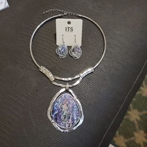 3/$15 Stone Look Necklace and Earring Set